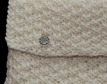 Hand knitted clutch / Evening bag in cream